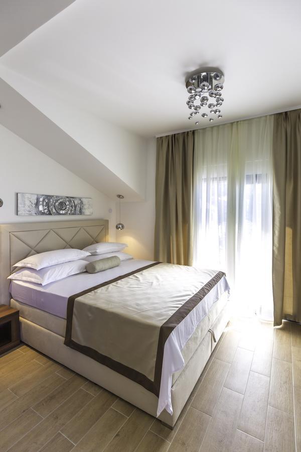 Lux Apartments Petar Baška Voda Kültér fotó