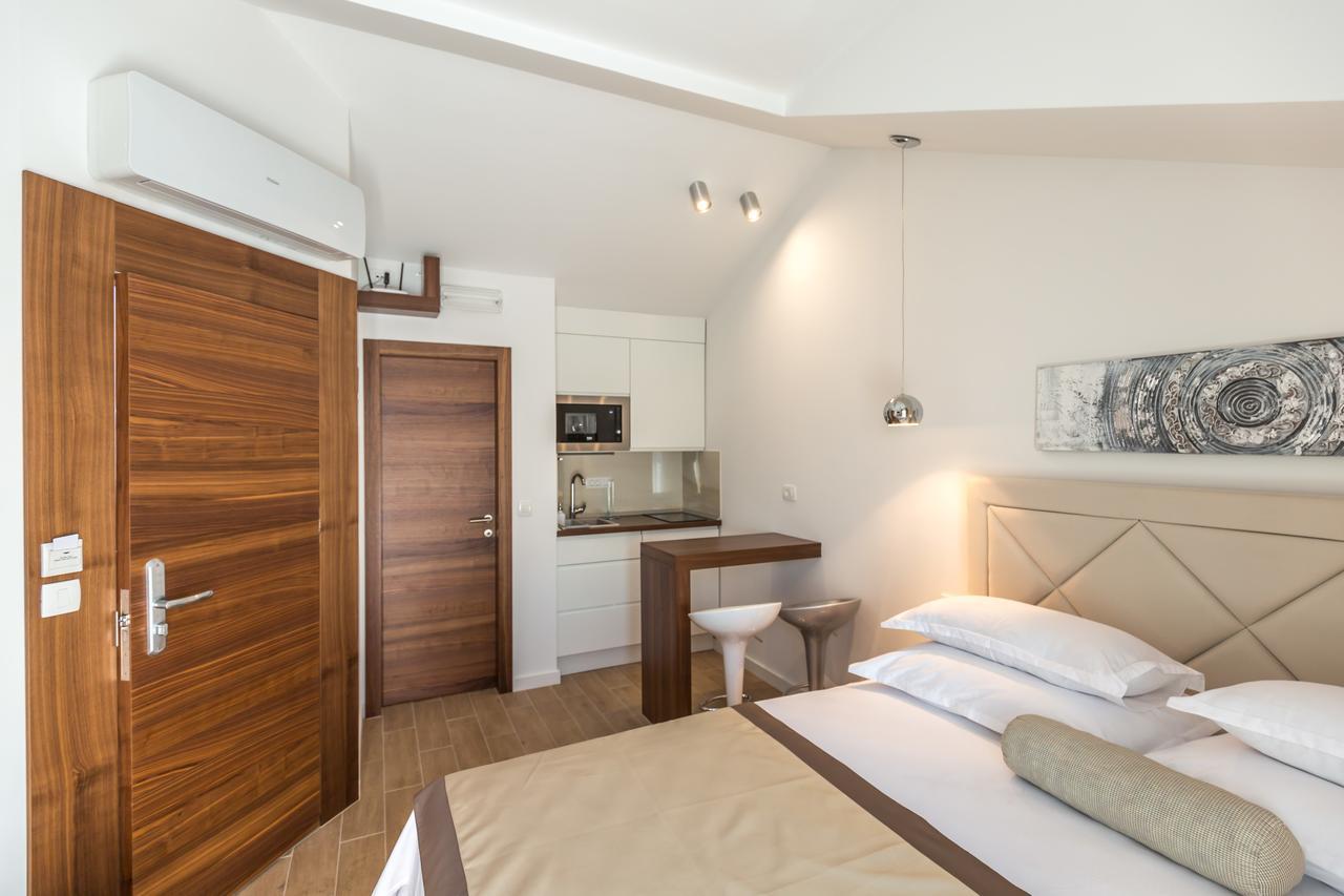 Lux Apartments Petar Baška Voda Kültér fotó